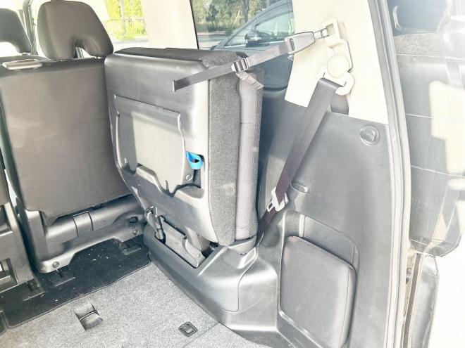 セレナX 4WD　ローンが不安な方＜優遇ローン＞　本州仕入　寒冷地　純正ナビ　片側PWスラ