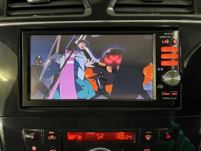 セレナライダーブラックライン　禁煙車　ＷＡＫＯＳバリアスコーティング済　純正ＡＵＴＥＣＨ１５インチＡＷ　社外１５ＡＷ＋スタッドレスタイヤ付　両側パワースライドドア　純正ナビ（フルセグ地デジ　ＤＶＤ再生　Ｂｌｕｅｔｏｏｔｈ）＋バックカメラ　アルパイン製リアフリップダウンモニター　ドライブレコーダー　クルーズコントロール　エンジンスターター　アイドリングストップ　横滑り防止装置　ＨＩＤ　ＥＴＣ 　タイミングチェーン 4WD 2000 5Dr