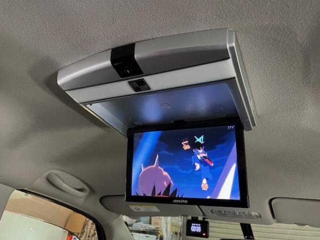 セレナライダーブラックライン　禁煙車　ＷＡＫＯＳバリアスコーティング済　純正ＡＵＴＥＣＨ１５インチＡＷ　社外１５ＡＷ＋スタッドレスタイヤ付　両側パワースライドドア　純正ナビ（フルセグ地デジ　ＤＶＤ再生　Ｂｌｕｅｔｏｏｔｈ）＋バックカメラ　アルパイン製リアフリップダウンモニター　ドライブレコーダー　クルーズコントロール　エンジンスターター　アイドリングストップ　横滑り防止装置　ＨＩＤ　ＥＴＣ 　タイミングチェーン 4WD 2000 5Dr