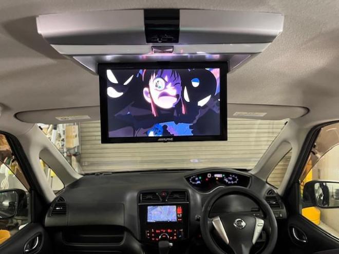 セレナライダーブラックライン　禁煙車　ＷＡＫＯＳバリアスコーティング済　純正ＡＵＴＥＣＨ１５インチＡＷ　社外１５ＡＷ＋スタッドレスタイヤ付　両側パワースライドドア　純正ナビ（フルセグ地デジ　ＤＶＤ再生　Ｂｌｕｅｔｏｏｔｈ）＋バックカメラ　アルパイン製リアフリップダウンモニター　ドライブレコーダー　クルーズコントロール　エンジンスターター　アイドリングストップ　横滑り防止装置　ＨＩＤ　ＥＴＣ 　タイミングチェーン 4WD 2000 5Dr