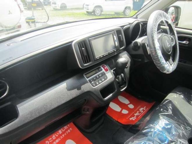 N-ONEツアラー Lパッケージ 4WD　ナビBカメラ車検R8年9月夏冬タイヤ1年保証 660
