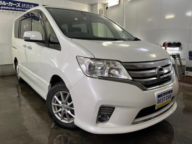セレナハイウェイスター　禁煙車　ＷＡＫＯＳバリアスコーティング済　純正１５インチＡＷ　社外１５ＡＷ＋スタッドレスタイヤ付　両側パワースライドドア　純正ナビ（フルセグ地デジ）＋バックカメラ　前後ドライブレコーダー　クルーズコントロール　エンジンスターター　アイドリングストップ　横滑り防止装置　ＨＩＤ　ＥＴＣ 　タイミングチェーン 4WD 2000 5Dr