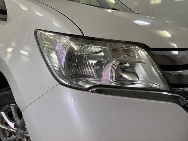 セレナハイウェイスター　禁煙車　ＷＡＫＯＳバリアスコーティング済　純正１５インチＡＷ　社外１５ＡＷ＋スタッドレスタイヤ付　両側パワースライドドア　純正ナビ（フルセグ地デジ）＋バックカメラ　前後ドライブレコーダー　クルーズコントロール　エンジンスターター　アイドリングストップ　横滑り防止装置　ＨＩＤ　ＥＴＣ 　タイミングチェーン 4WD 2000 5Dr