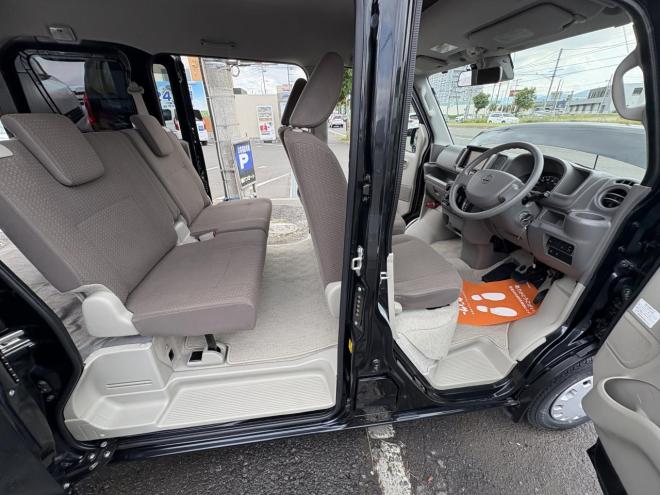 NV100クリッパーNV100クリッハ゜ー 4WD GX high roof　燃費の5AGS 本州仕入 寒冷地仕様 Bluetooth　ＶＳＣ　ブレーキアシスト　フルセグナビ　ドラレコ　フォグランプ　バイザー　スタットレス　全磨き　検2付　ETC エンジンオイル交換 4WD 660 5Dr