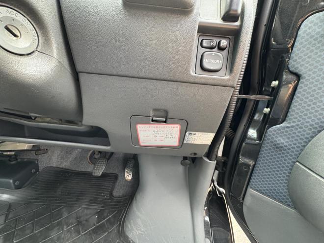 ハイゼットHIJET CARGO 4WD CRUSE TURBO ヒ゛シ゛ネスPK　一家に一台軽箱　turbo 寒冷地仕様 リアヒーター　ナビ　etc バイザー 4WD 660 5Dr