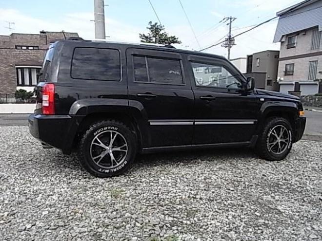 クライスラー・ジープパトリオット リミテッド 4WD 2400 5Dr