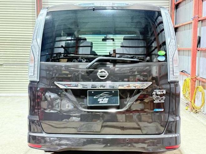 セレナ2.0 ハイウェイスター Vセレクション+Safety アドバンストセーフティ パッケージ 4WD　下廻防錆TVナビBカメETC 2000