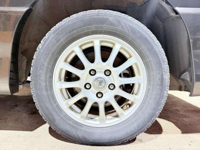セレナ2.0 ハイウェイスター Vセレクション+Safety アドバンストセーフティ パッケージ 4WD　下廻防錆TVナビBカメETC 2000