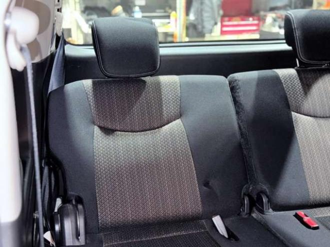 セレナ2.0 ハイウェイスター Vセレクション+Safety アドバンストセーフティ パッケージ 4WD　下廻防錆TVナビBカメETC 2000