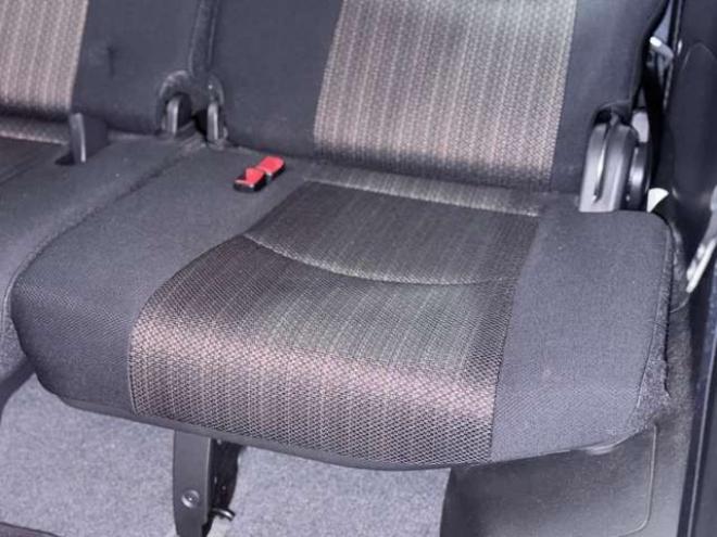 セレナ2.0 ハイウェイスター Vセレクション+Safety アドバンストセーフティ パッケージ 4WD　下廻防錆TVナビBカメETC 2000