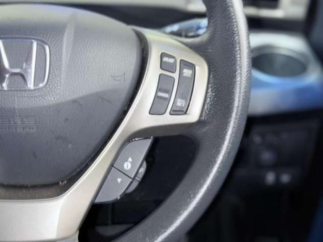 フリードスパイクハイブリッド1.5 ジャストセレクション　下廻防錆TVナビBカメETC 2WD 1500