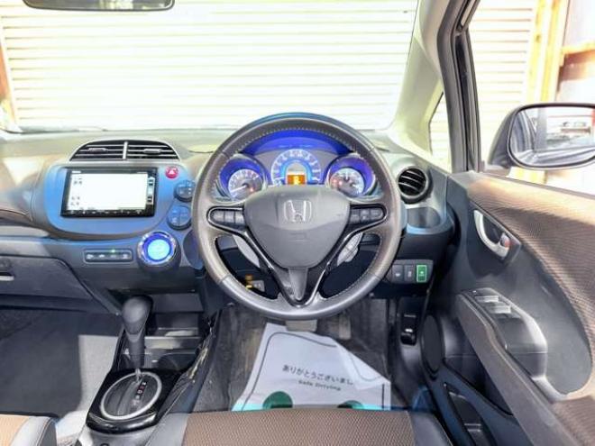 フィットシャトルハイブリッド1.3 スマートセレクション　下廻防錆TVナビBカメETC 2WD 1300
