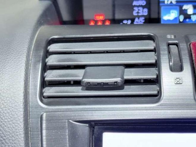 インプレッサG4 2.0 i-S アイサイト 4WD　下廻防錆TVナビETC夏冬タイヤ 2000
