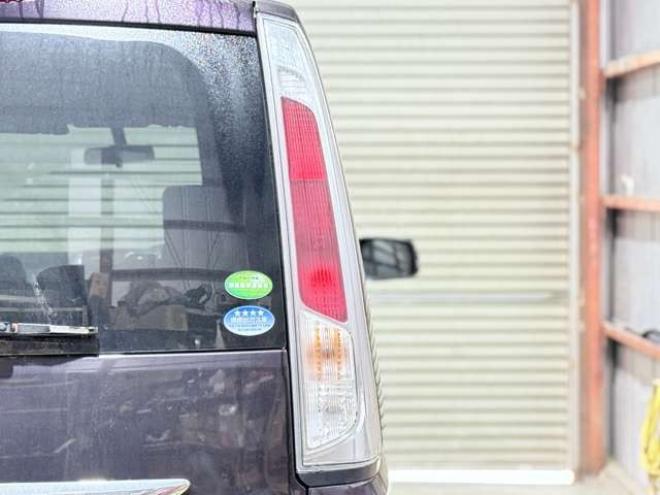 セレナ2.0 ハイウェイスター Vセレクション 4WD　下廻防TVナビBカメエンスタETC夏冬タイヤ 2000