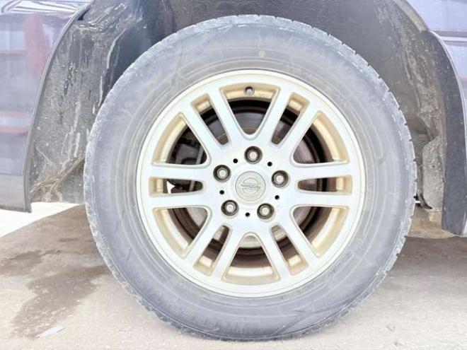 セレナ2.0 ハイウェイスター Vセレクション 4WD　下廻防TVナビBカメエンスタETC夏冬タイヤ 2000