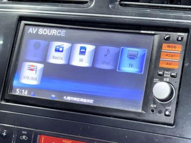 セレナ2.0 ハイウェイスター Vセレクション 4WD　下廻防TVナビBカメエンスタETC夏冬タイヤ 2000
