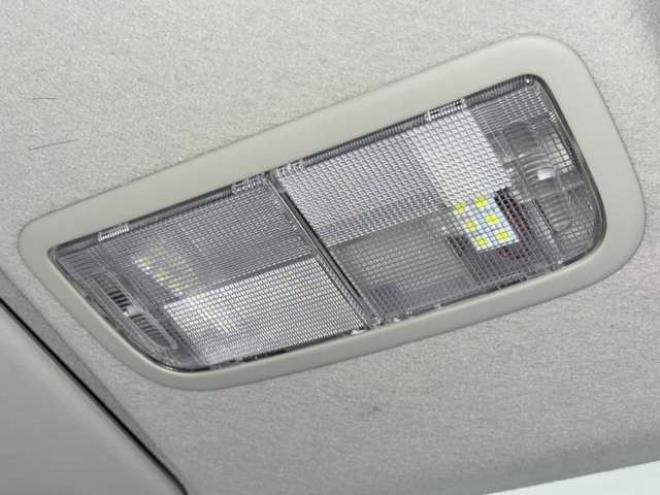 フリード1.5 G ジャストセレクション 4WD　下廻防錆TVナビBカメ 1500