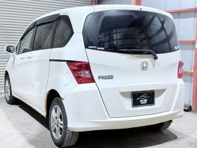 フリード1.5 G ジャストセレクション 4WD　下廻防錆TVナビBカメ 1500