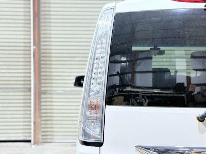 セレナ2.0 20X 4WD　下廻防錆1オナTVナビエンスタ 2000