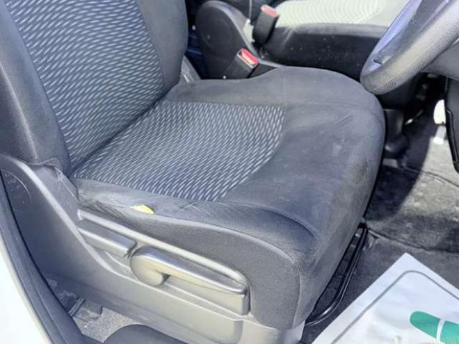 セレナ2.0 20X 4WD　下廻防錆1オナTVナビエンスタ 2000