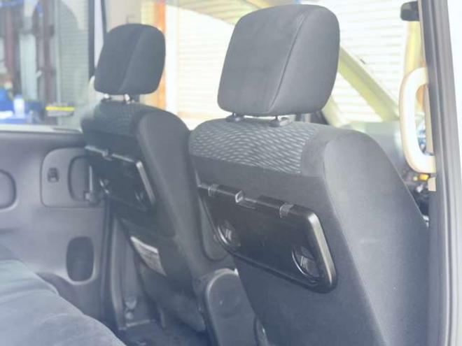 セレナ2.0 20X 4WD　下廻防錆1オナTVナビエンスタ 2000