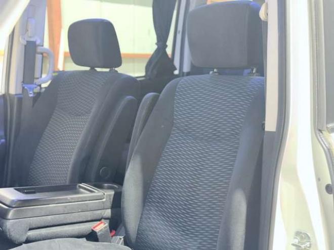 セレナ2.0 20X 4WD　下廻防錆1オナTVナビエンスタ 2000
