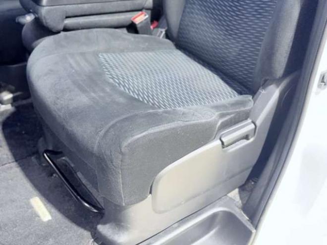 セレナ2.0 20X 4WD　下廻防錆1オナTVナビエンスタ 2000