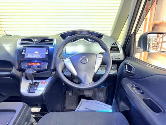 セレナ2.0 20X 4WD　下廻防錆1オナTVナビエンスタ 2000