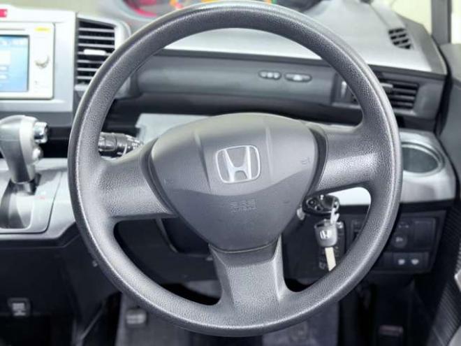 フリード1.5 G ジャストセレクション 4WD　下廻防錆ナビBカメETC 1500