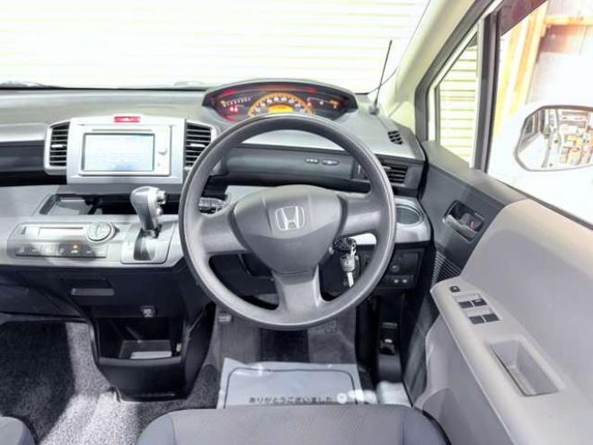 フリード1.5 G ジャストセレクション 4WD　下廻防錆ナビBカメETC 1500