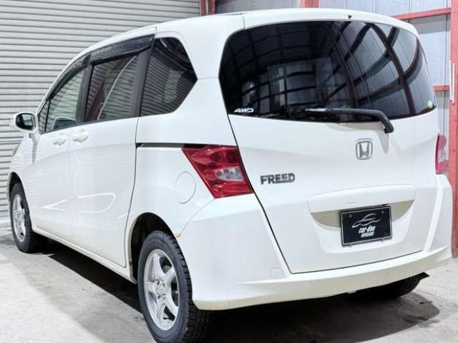 フリード1.5 G ジャストセレクション 4WD　下廻防錆ナビBカメETC 1500