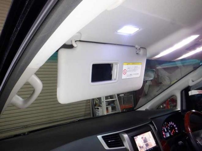 ヴェルファイア2.4 Z プラチナセレクション 4WD　ナビ・TV・Bカメラ・両側電動・電動Rゲート 2400