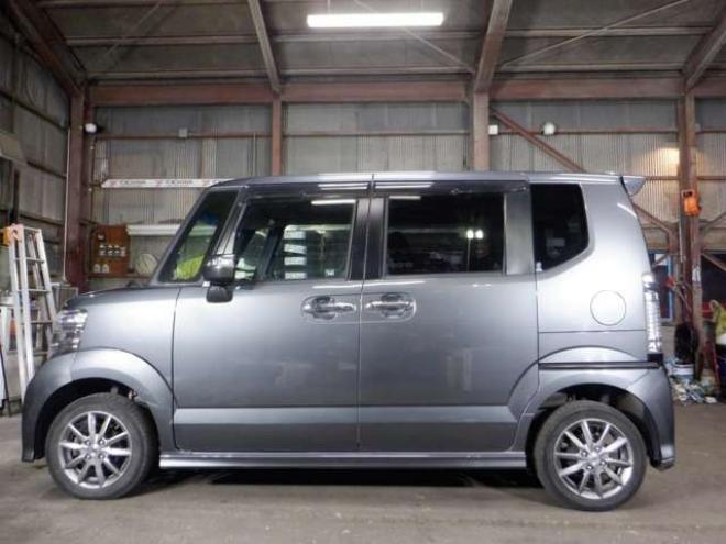 N-BOXカスタムG ターボパッケージ 4WD　ナビ・TV・B/T・両側パワスラ・ETC・HID 660