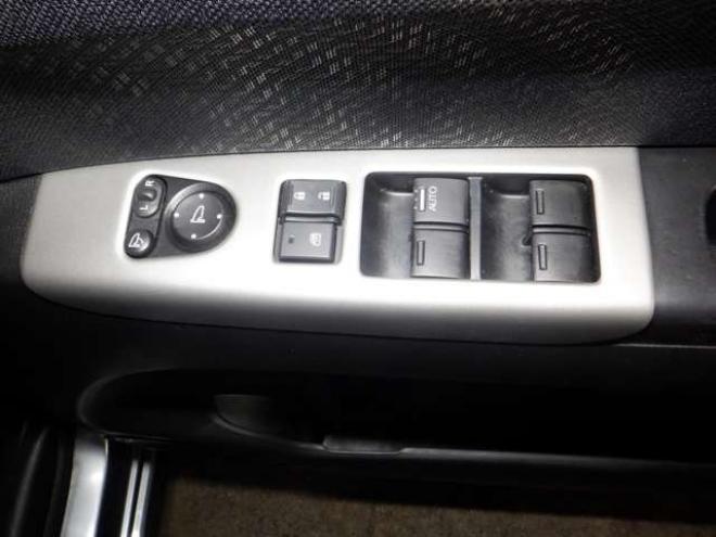 N-BOXカスタムG ターボパッケージ 4WD　ナビ・TV・B/T・両側パワスラ・ETC・HID 660