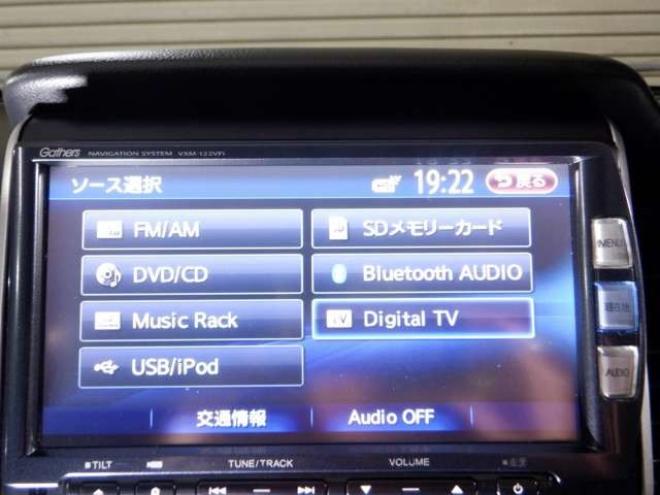 N-BOXカスタムG ターボパッケージ 4WD　ナビ・TV・B/T・両側パワスラ・ETC・HID 660