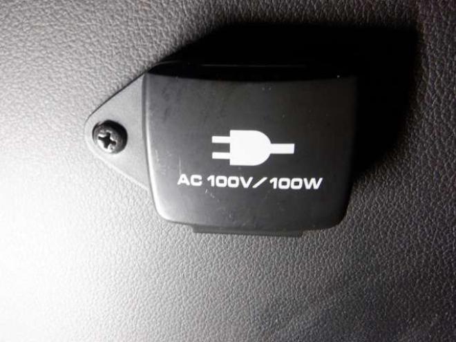 N-BOXカスタムG ターボパッケージ 4WD　ナビ・TV・B/T・両側パワスラ・ETC・HID 660