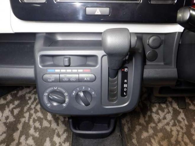モコS FOUR 4WD　ナビ・TV・B/T・スマートキー・Pスタート 660