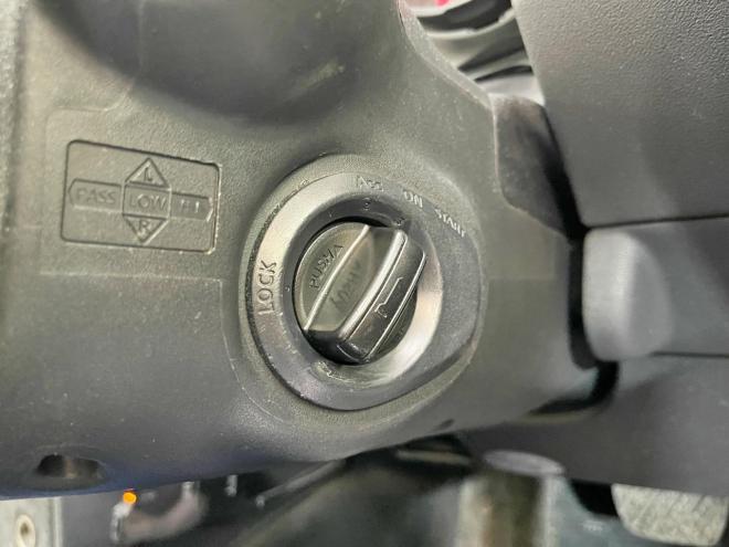 デュアリス20G FOUR 4WD 5年保証 スマキー サンルーフ ナビ Bカメ ETC 夏冬タイヤ 寒冷地仕様 禁煙 車検整備2年付 修復歴無