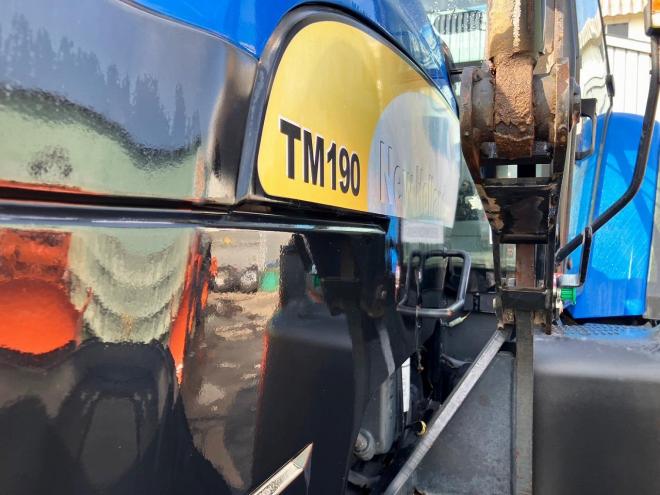 トラクターニューホランド　中古　TM190