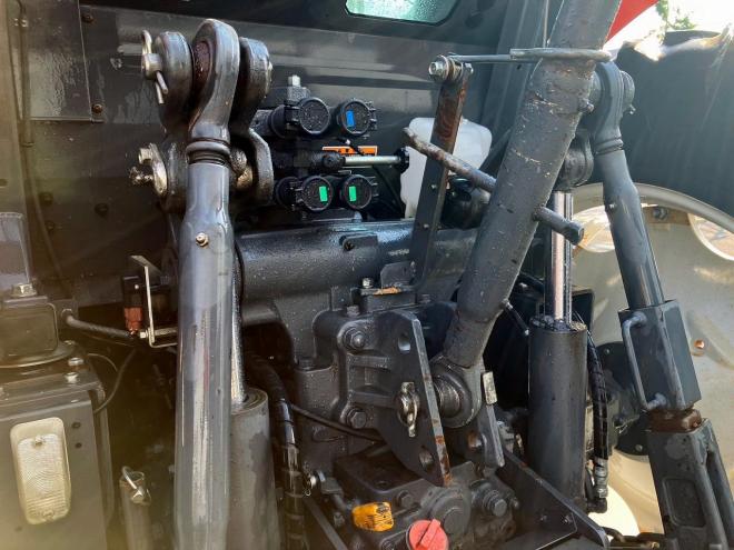 トラクタークボタ　中古　M110G