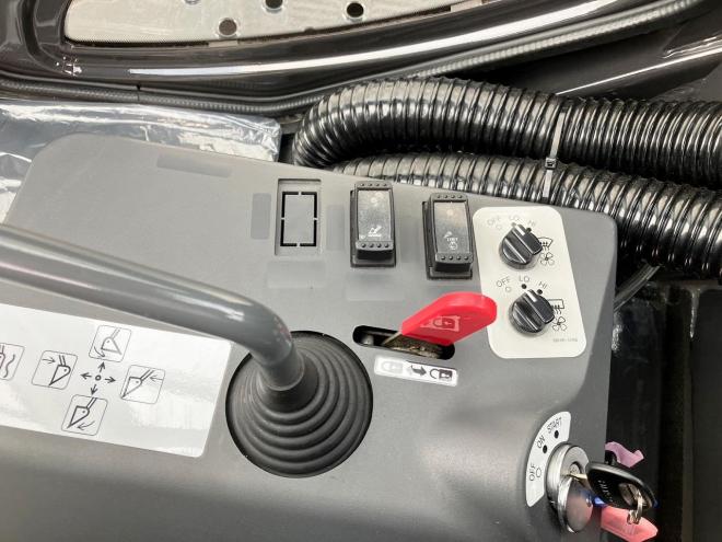 ホイールローダ日立　中古　ZW80S-5B