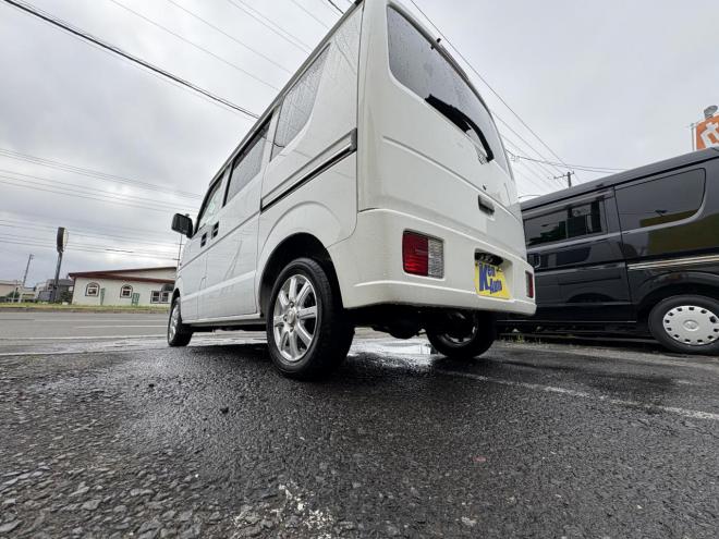 エブリィEVEREY VAN 4WD JION HIGH ROOF本州仕入　寒冷地仕様　リアヒーター　ミラーヒーター　切替4WD　　キーレス　地デジナビ　Bluetooth　バイザー　スタットレス　エンシ゛ンオイル交換　オートマオイル交換 4WD 660 5Dr