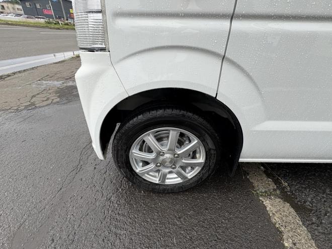 エブリィEVEREY VAN 4WD JION HIGH ROOF本州仕入　寒冷地仕様　リアヒーター　ミラーヒーター　切替4WD　　キーレス　地デジナビ　Bluetooth　バイザー　スタットレス　エンシ゛ンオイル交換　オートマオイル交換 4WD 660 5Dr