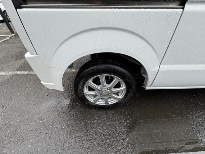 エブリィEVEREY VAN 4WD JION HIGH ROOF本州仕入　寒冷地仕様　リアヒーター　ミラーヒーター　切替4WD　　キーレス　地デジナビ　Bluetooth　バイザー　スタットレス　エンシ゛ンオイル交換　オートマオイル交換 4WD 660 5Dr