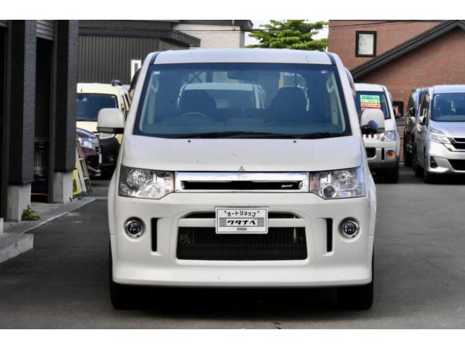デリカＤ：５　ローデスト　Ｇパワーパッケージ　４ＷＤ　本州仕入　寒冷地仕様　パワースライドドア　純正ナビ／バックカメラ　１８インチホイール　車検２年付