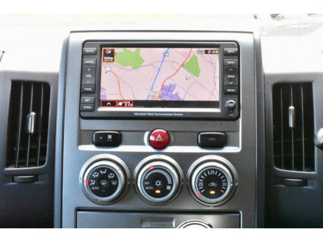 デリカＤ：５　ローデスト　Ｇパワーパッケージ　４ＷＤ　本州仕入　寒冷地仕様　パワースライドドア　純正ナビ／バックカメラ　１８インチホイール　車検２年付