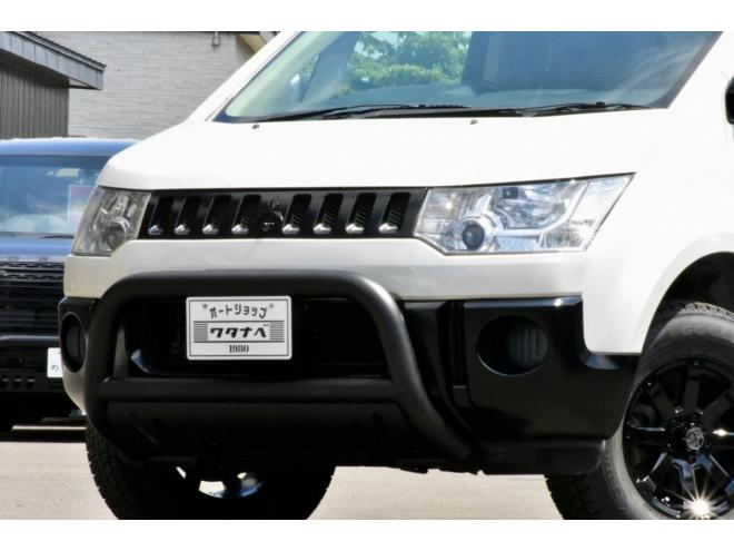 デリカＤ：５　Ｇ　４ＷＤ　本州仕入　オリジナルペイント　リフトアップ　新品フロントガード　社外アルミ　シートカバー　純正フリップダウンモニタ　３６０ドラレコ