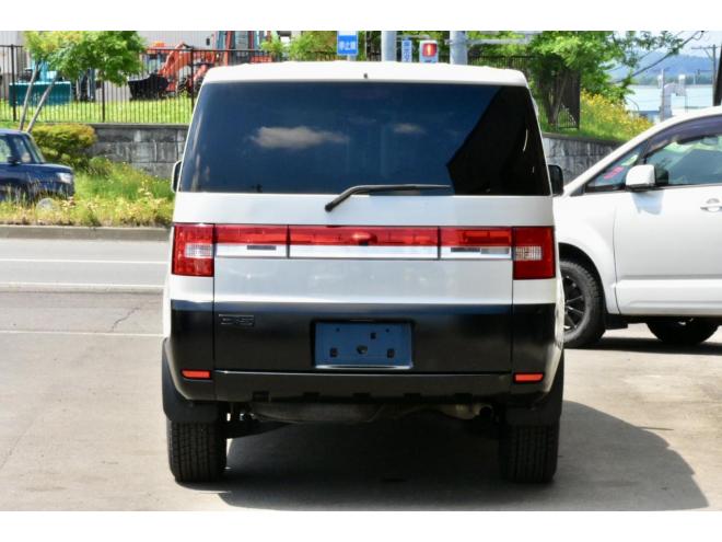 デリカＤ：５　Ｇ　４ＷＤ　本州仕入　オリジナルペイント　リフトアップ　新品フロントガード　社外アルミ　シートカバー　純正フリップダウンモニタ　３６０ドラレコ