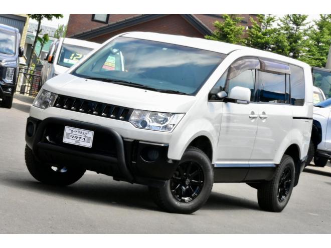 デリカＤ：５　Ｇ　４ＷＤ　本州仕入　オリジナルペイント　リフトアップ　新品フロントガード　社外アルミ　シートカバー　純正フリップダウンモニタ　３６０ドラレコ