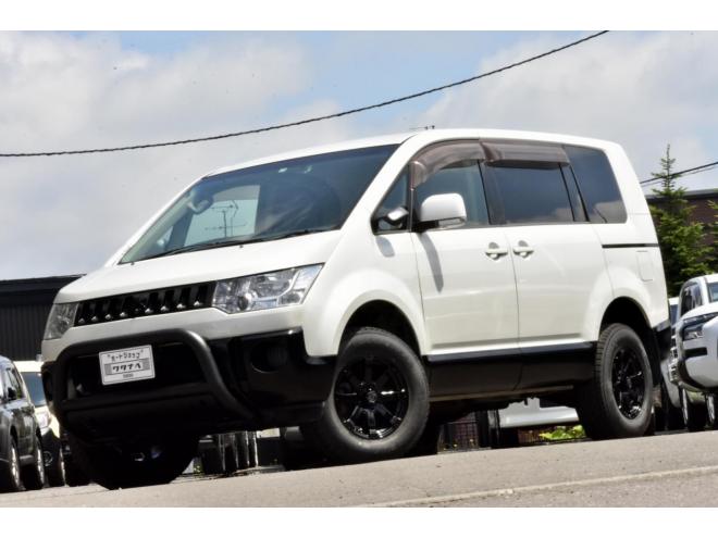 デリカＤ：５　Ｇ　４ＷＤ　本州仕入　オリジナルペイント　リフトアップ　新品フロントガード　社外アルミ　シートカバー　純正フリップダウンモニタ　３６０ドラレコ